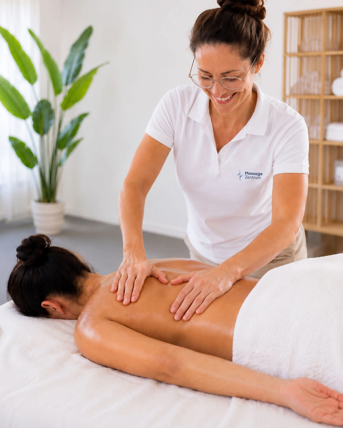 Medizinische Massage in der Praxis an der Neugasse 18 in Baar